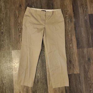 Women's Talbots Capri Pants. Size 6, Khaki color, Flat Front, Pockets, Ex Con!